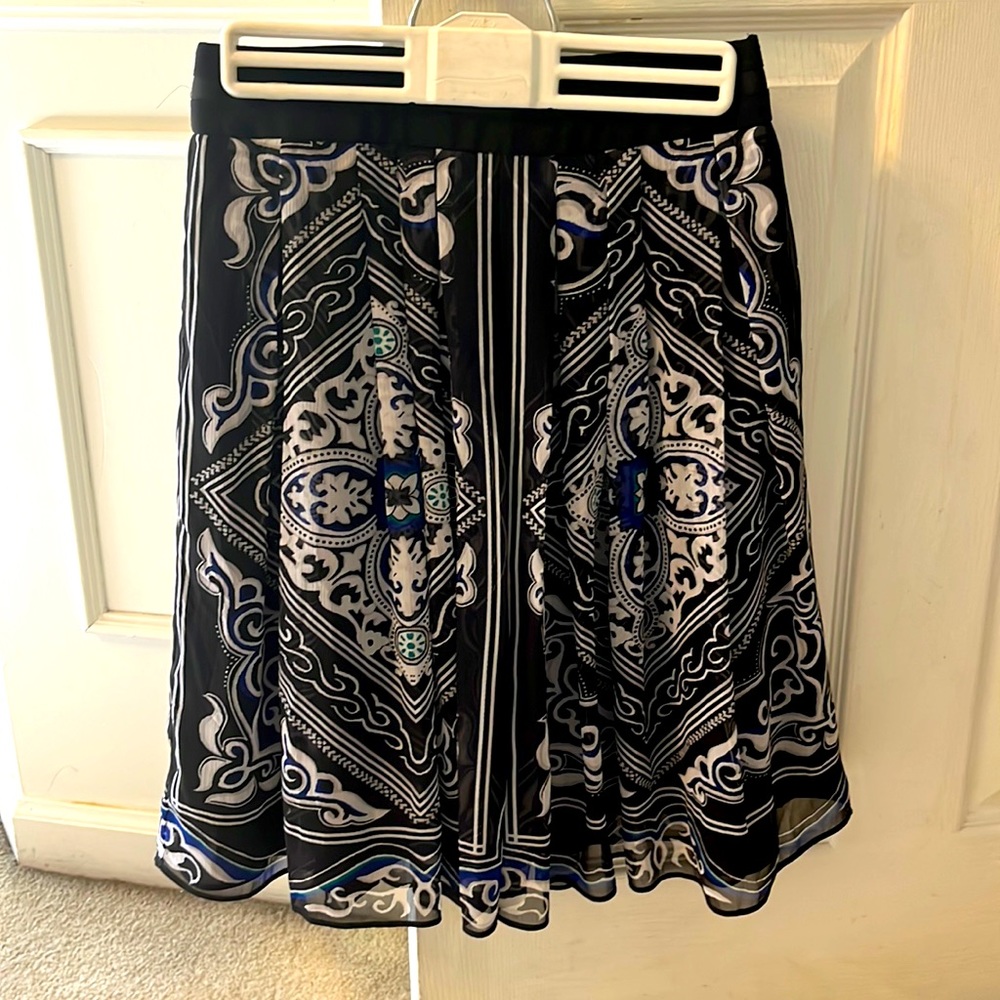 Gorgeous skirt! Worn once! Like new condition.